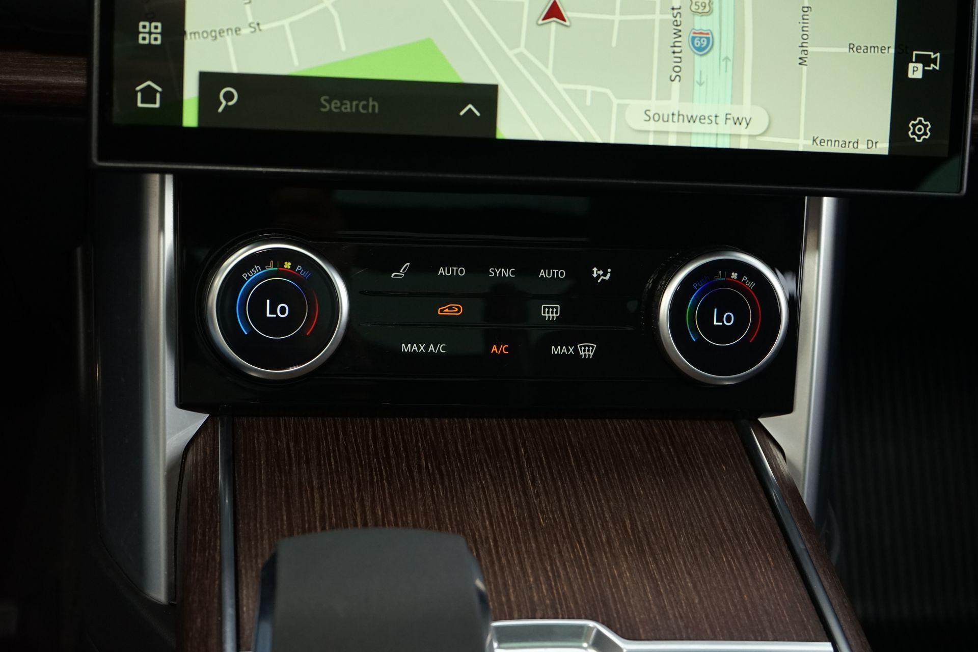 2023 Land Rover Range Rover SE - Photo 19