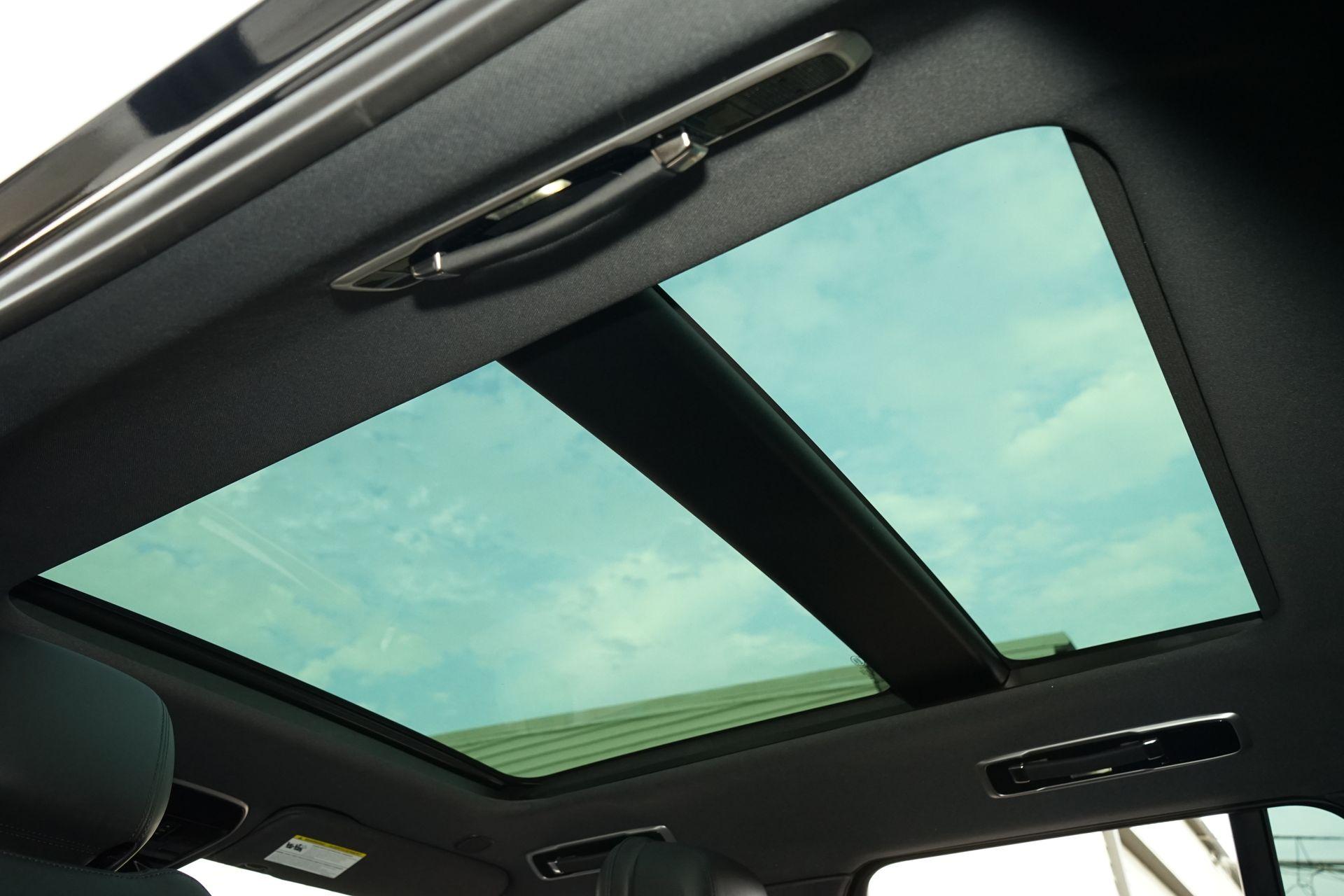 2023 Land Rover Range Rover SE - Photo 21