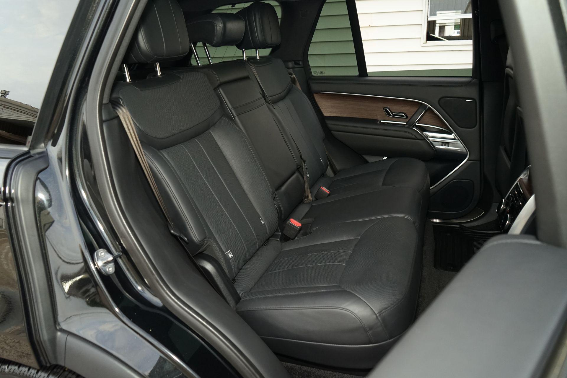 2023 Land Rover Range Rover SE - Photo 22