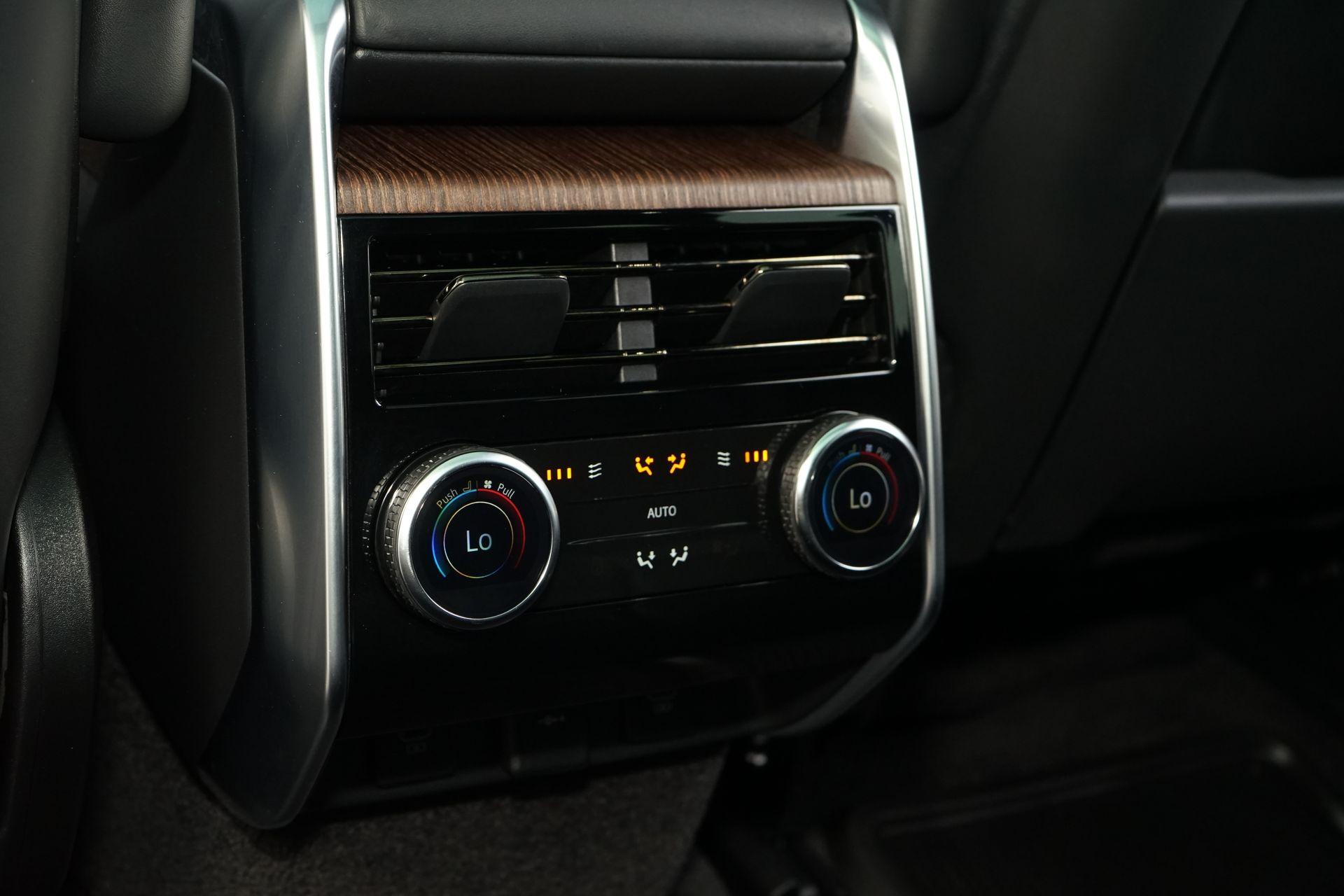 2023 Land Rover Range Rover SE - Photo 23