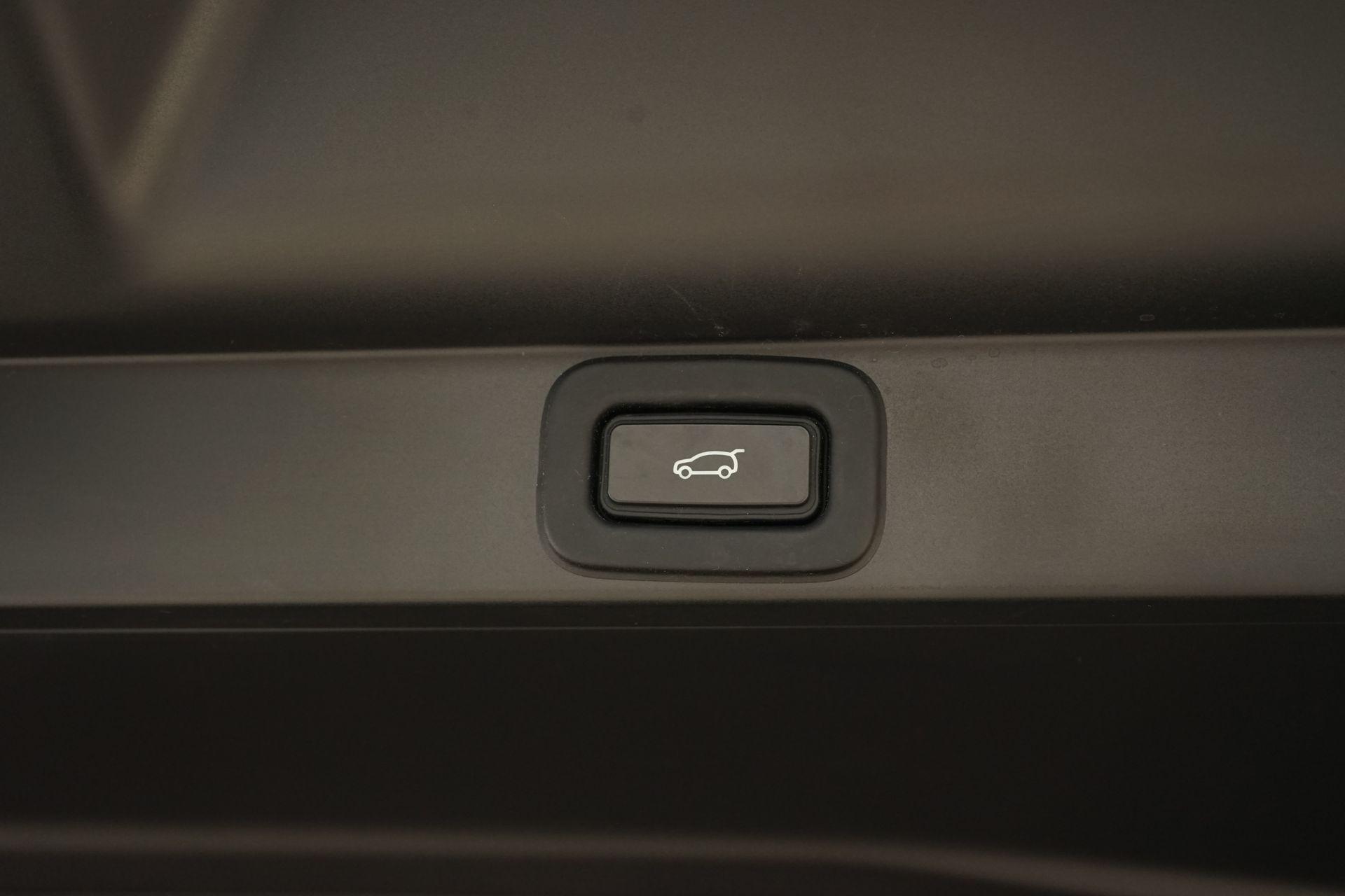 2023 Land Rover Range Rover SE - Photo 32