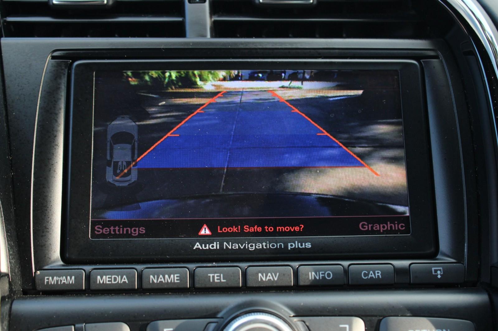 2012 Audi R8 5.2 Coupe photo 17