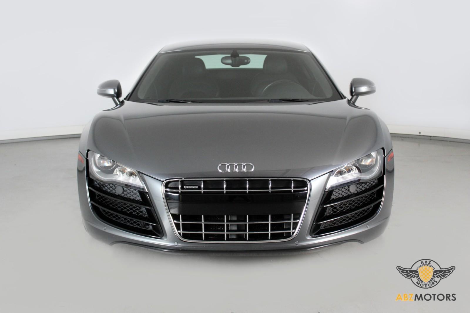 2012 Audi R8 5.2 Coupe photo 4