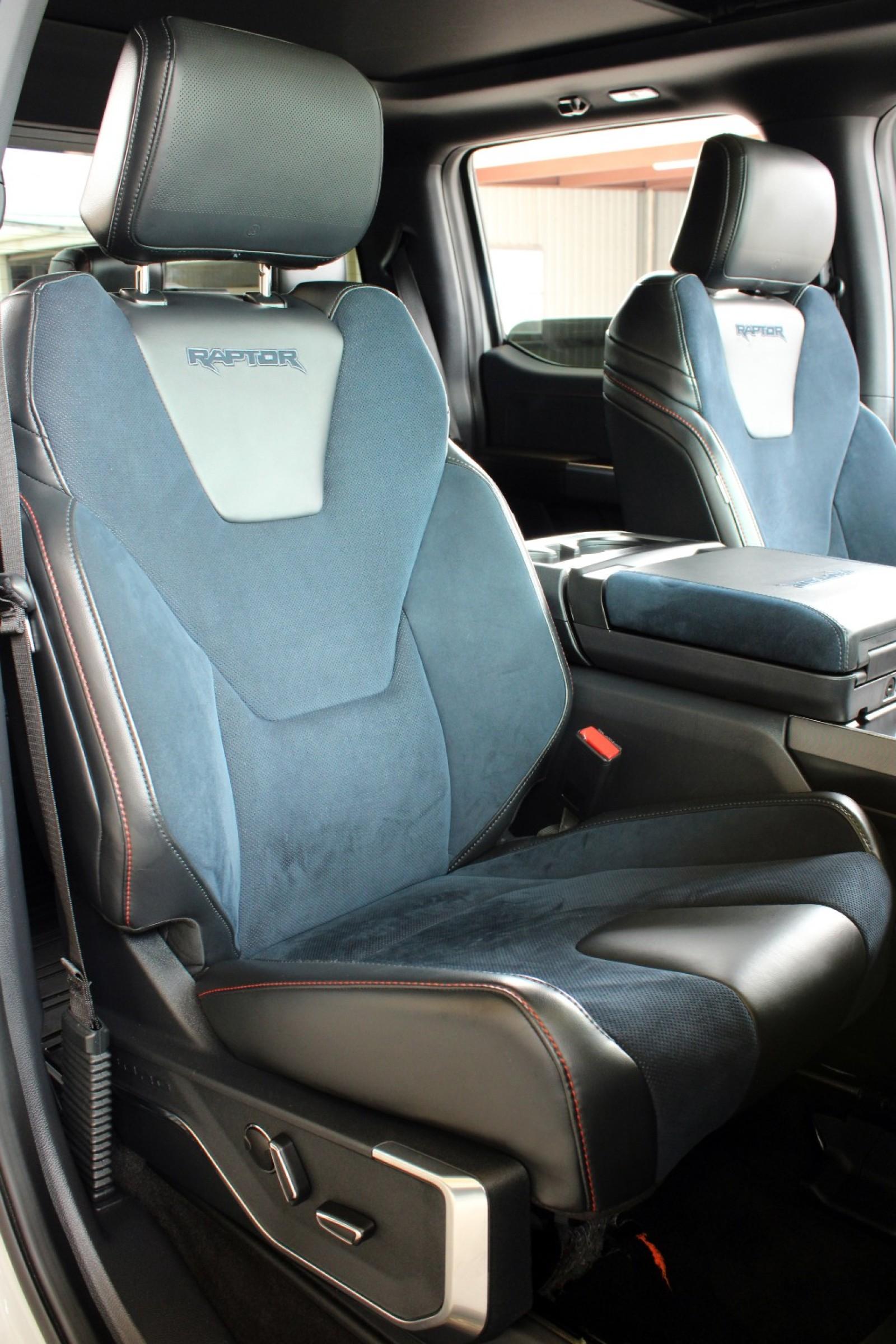 Raptor R37 2024 Raptor Blue Interior