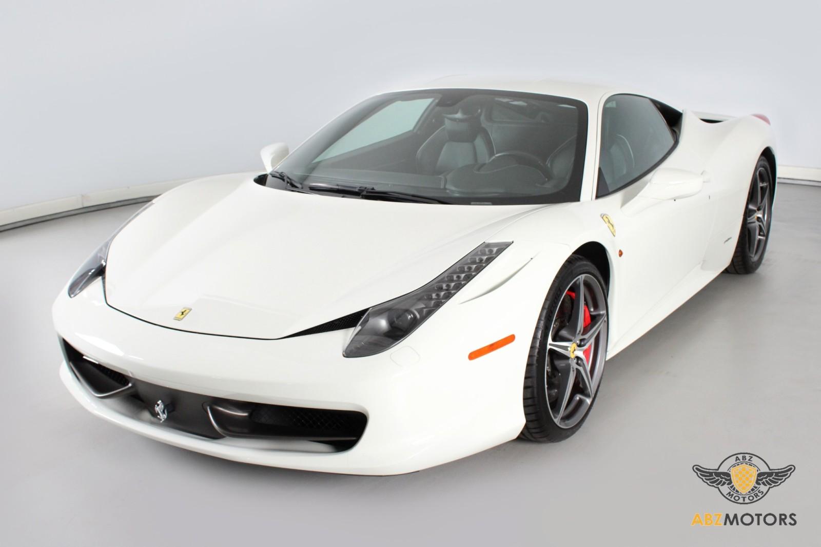 2012 Ferrari 458 Italia Base photo 3