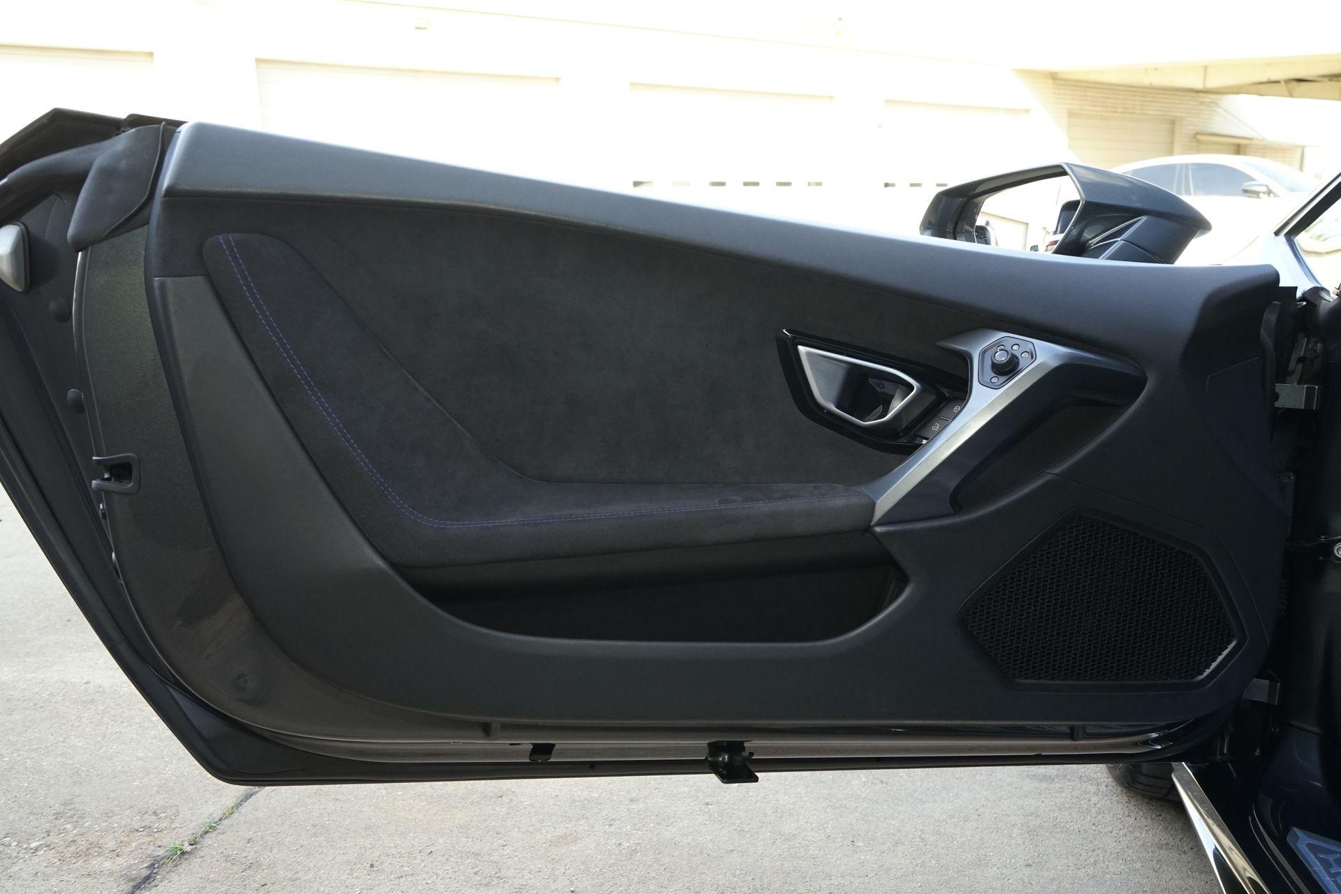 2018 Lamborghini Huracan Base - Photo 14