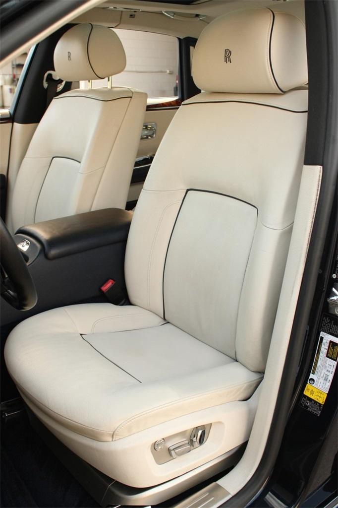 2011 Rolls Royce Ghost RR4 photo 9