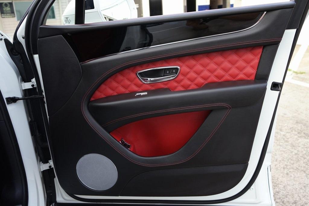 Used 2022 Bentley Bentayga V8 For Sale ($144,991