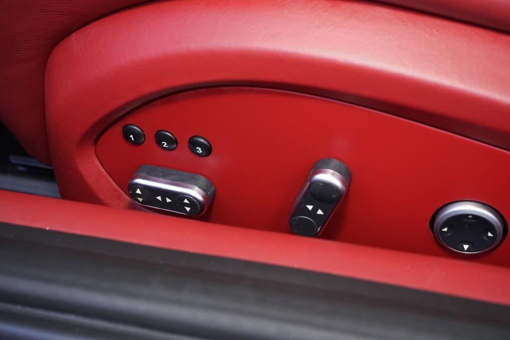 2012 Ferrari FF Base photo 23