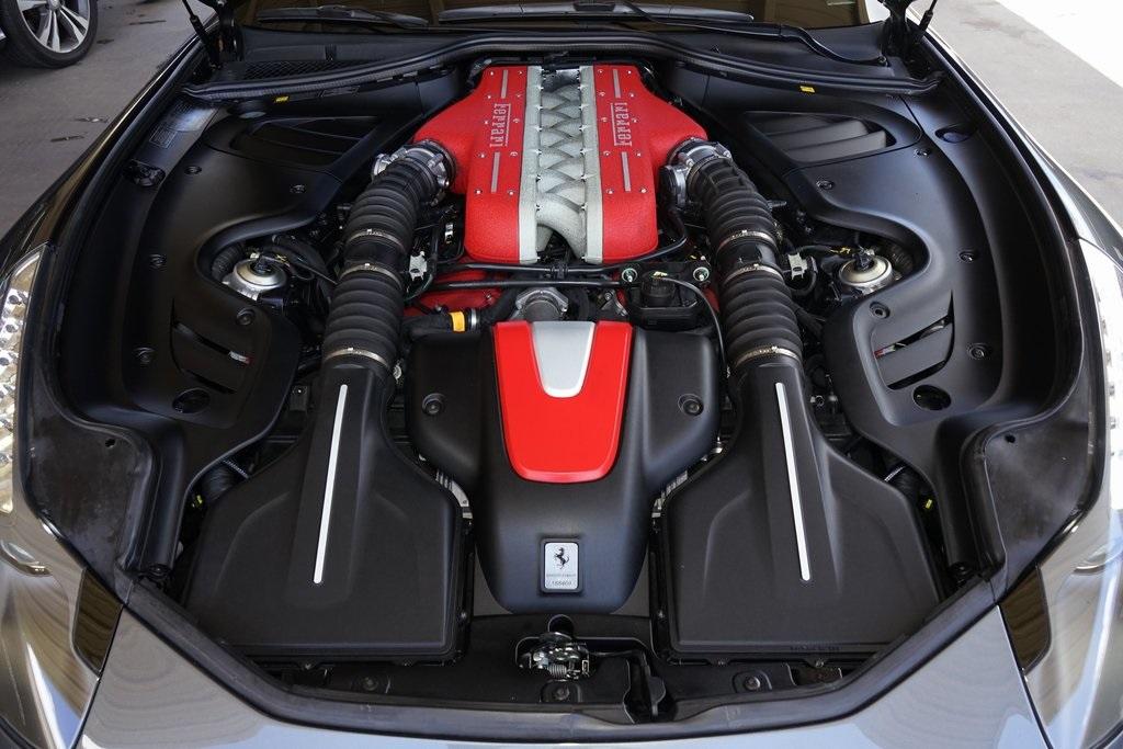 2012 Ferrari FF Base photo 28