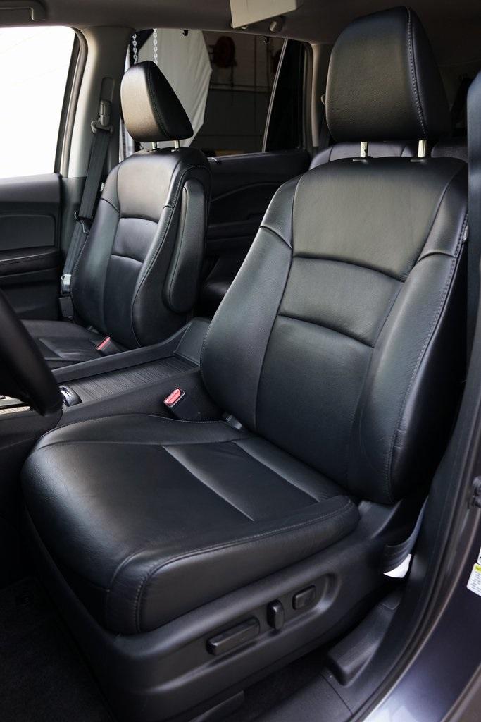2016 Honda Pilot Touring photo 3