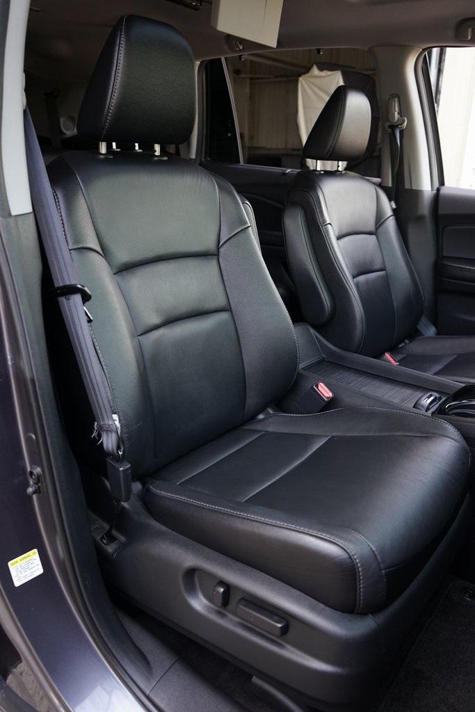 2016 Honda Pilot Touring photo 4