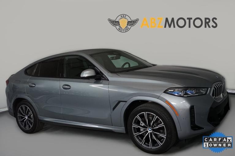 2024 BMW X6 40i's photo