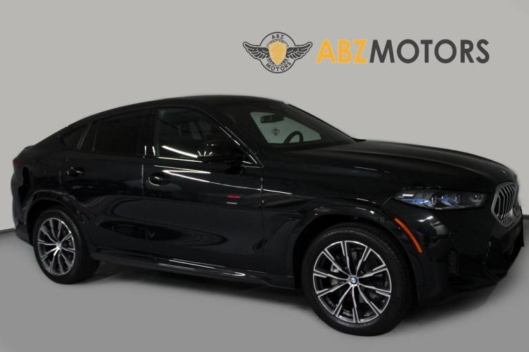 2025 BMW X6 40i's photo