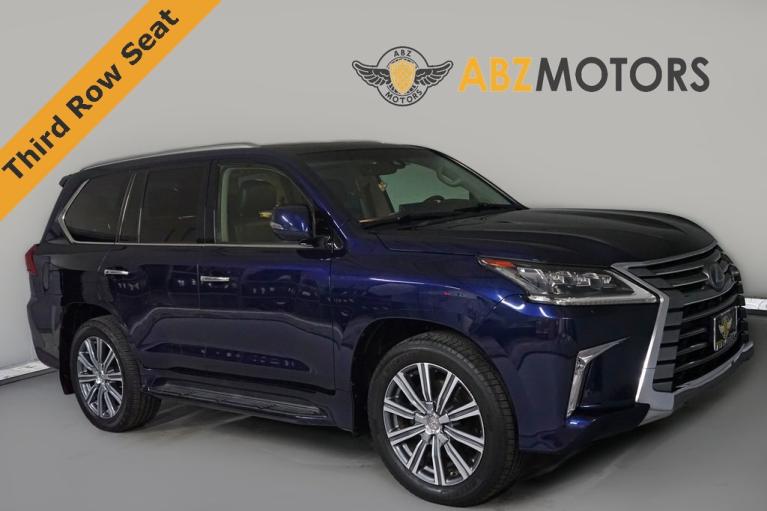 2017 Lexus LX 570's photo