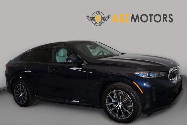 2025 BMW X6 40i's photo