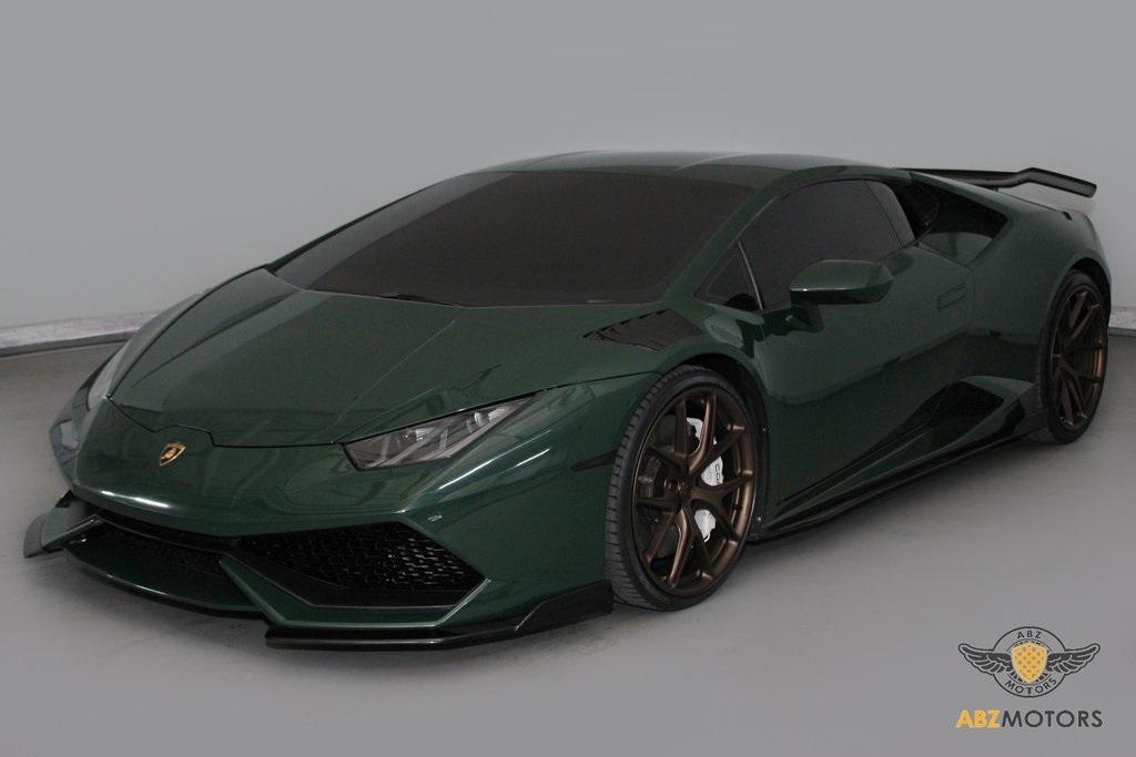 2015 Lamborghini Huracan Coupe photo 3
