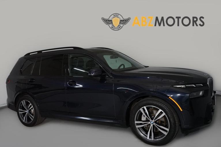 2024 BMW X7 40i's photo