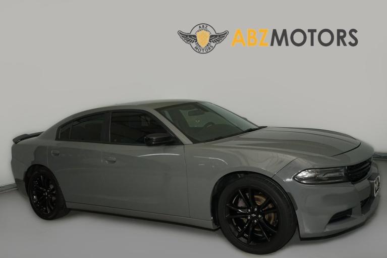 2018 Dodge Charger SXT's photo