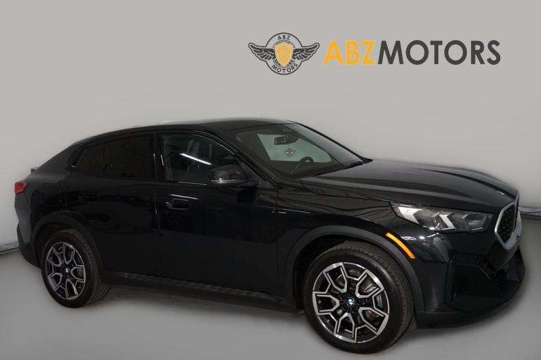 2025 BMW X2 28i's photo