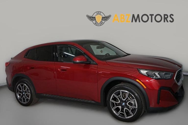 2025 BMW X2 28i's photo