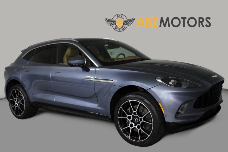 2021 Aston Martin DBX Base