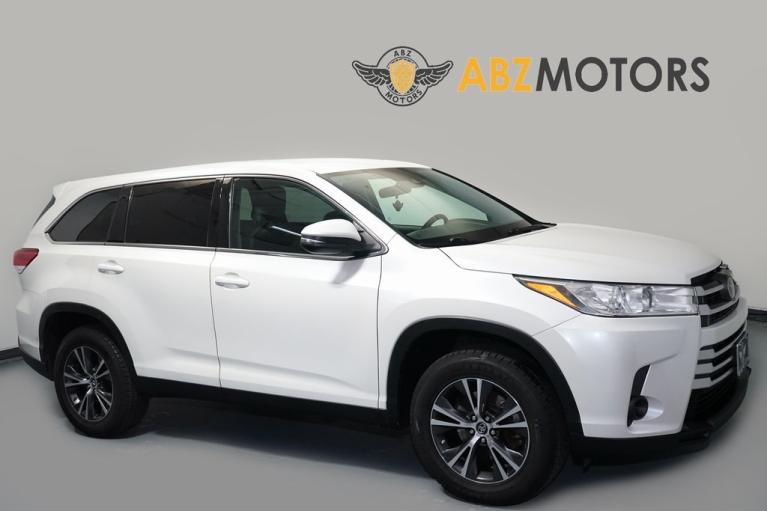 2019 Toyota Highlander LE