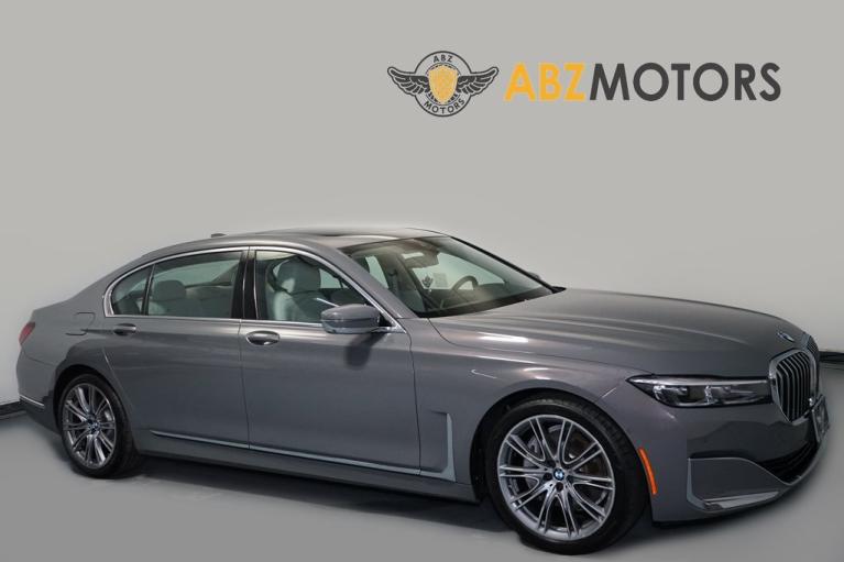 2022 BMW 7 Series 740i