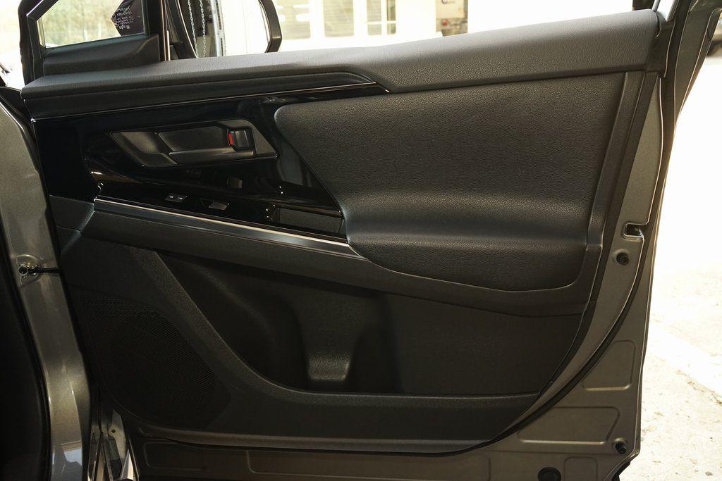 Used 2023 Toyota bZ4X Limited For Sale (Sold) | Autobyzack Inc