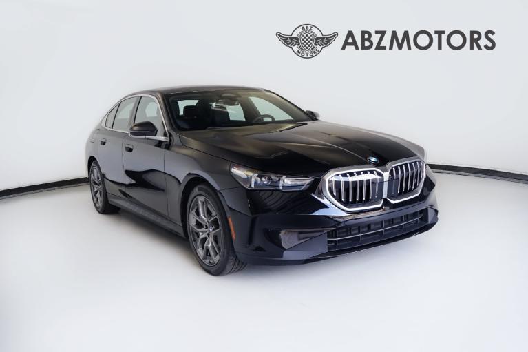 2026 BMW 5 Series 530i