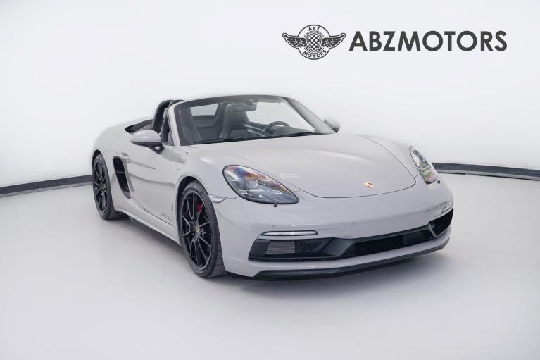 2022 Porsche 718