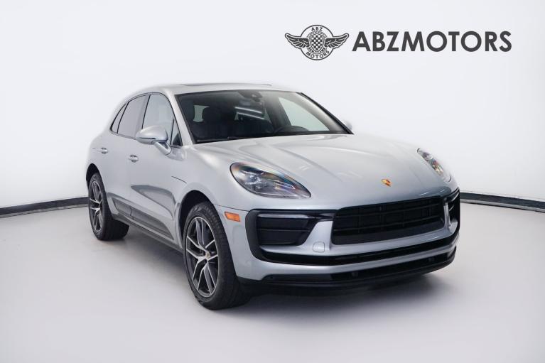 2022 Porsche Macan