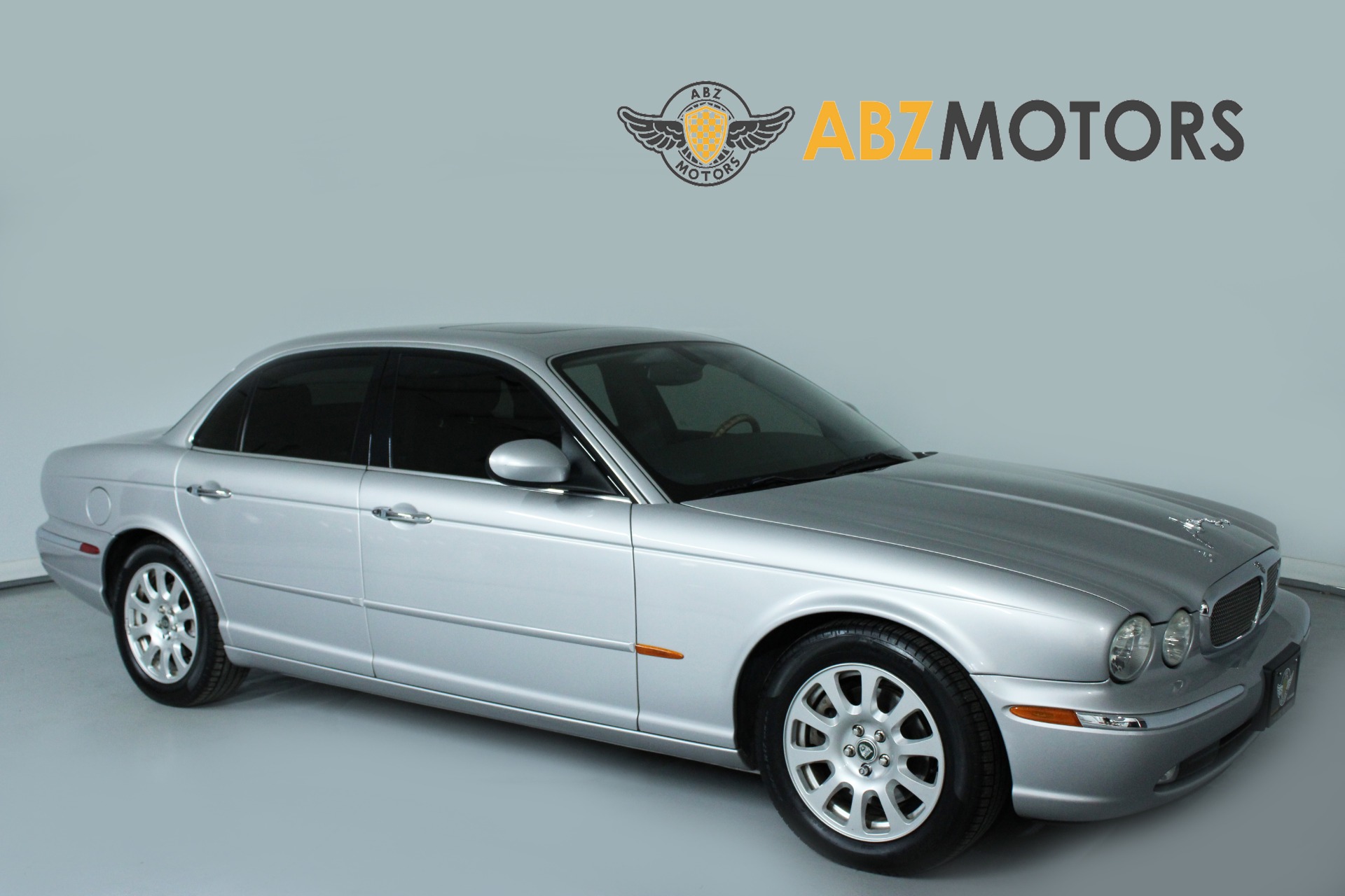Jaguar XJ8 6-Layer Car Cover – Custom Fit 1998-2006, Gray Waterproof By Kono Covers