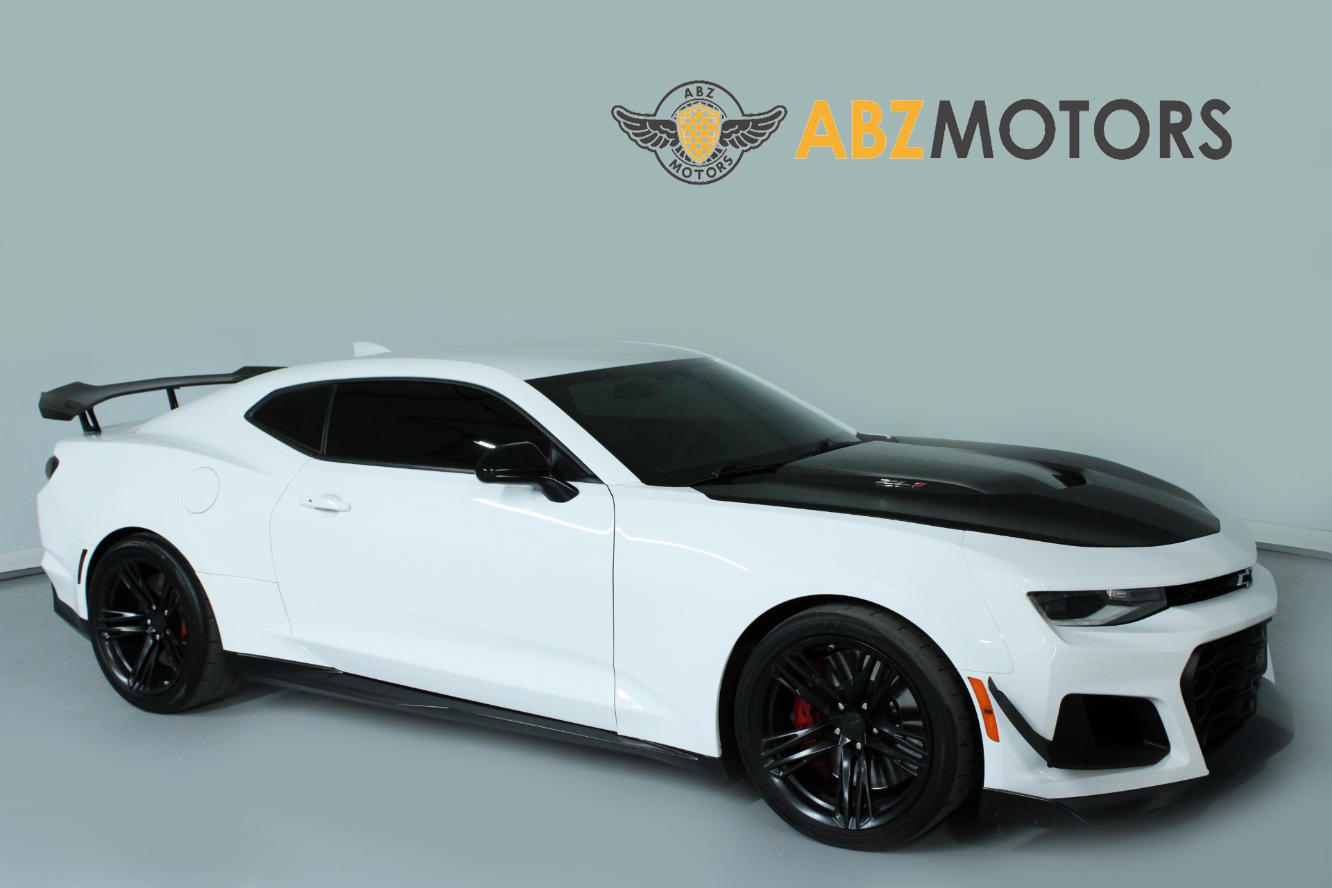 Used 2019 chevrolet camaro zl1 for sale sold autobyzack inc stock 